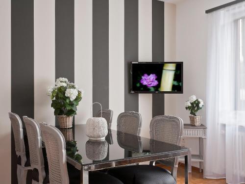 Apartment Suite.18
