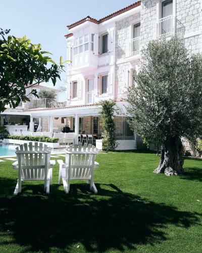 Hotel Peremere Alacati Otel