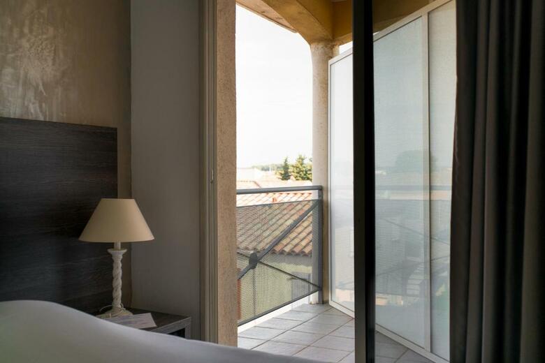 Ariane Hotel