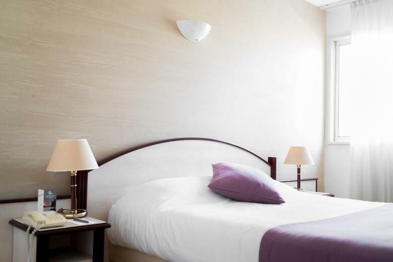 Ariane Hotel