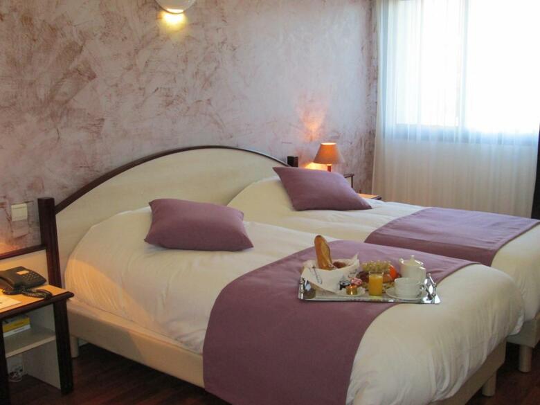 Ariane Hotel