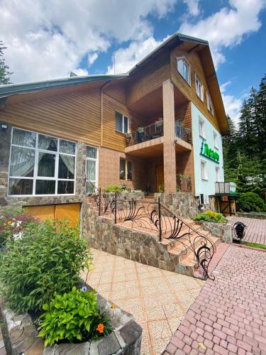 Hostal Lelech