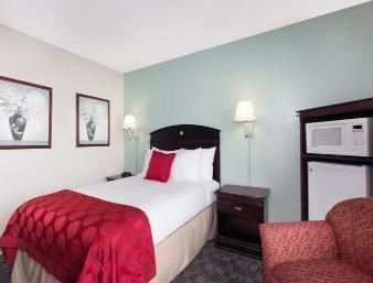 Hotel Ramada Pelham