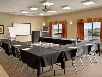 Hotel Ramada Stettler
