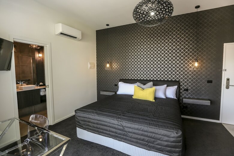 Indulge Apartments Cbd