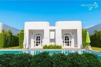 Hotel Villa La Flora Kanchanaburi