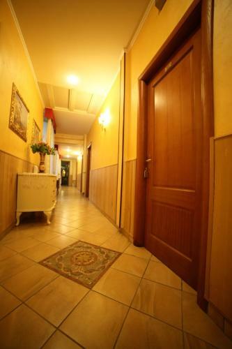 Hotel Giugi�