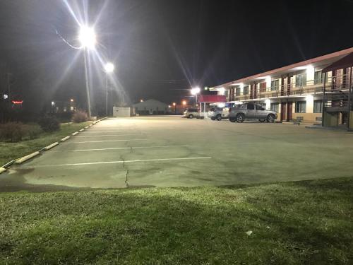 Motel Royal Regency Inn