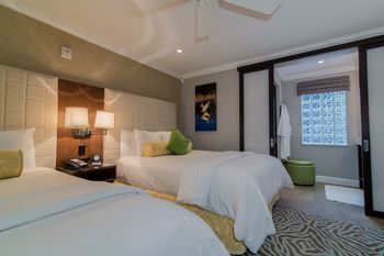 Hotel Almond Tree Inn