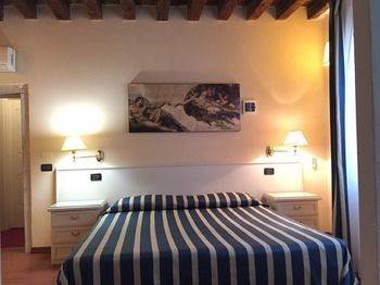 Hotel Venice Resorts
