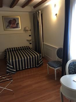 Hotel Venice Resorts