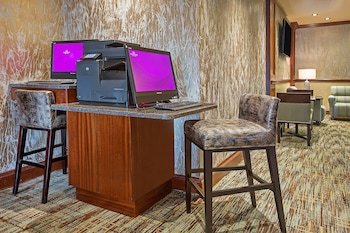 Crowne Plaza Hotel Knoxville Downtown University