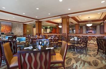 Crowne Plaza Hotel Knoxville Downtown University