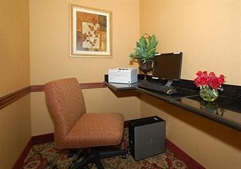 Hotel Comfort Suites
