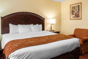 Hotel Comfort Suites