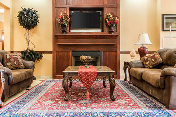 Hotel Comfort Suites