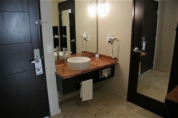 Hotel Holiday Inn Express Cd. Del Carmen