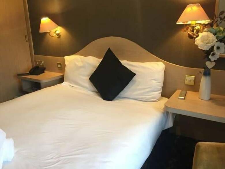 Alder House Hotel