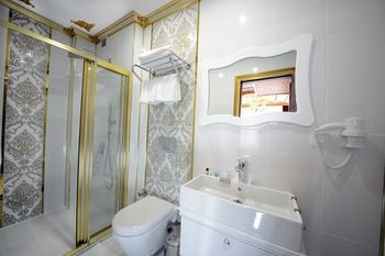 Babel Park Hotel