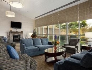 Hotel Ramada Geneva Lakefront