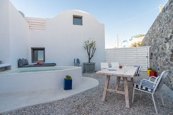Apartamento Lagadi Suites