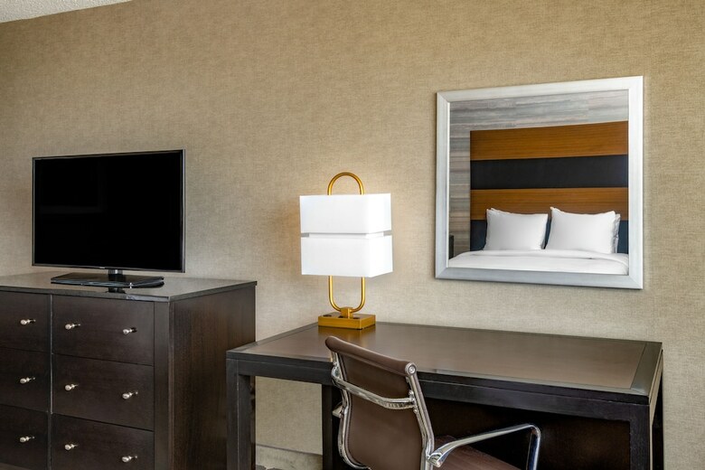 Hotel Doubletree By Hilton Denver - Aurora