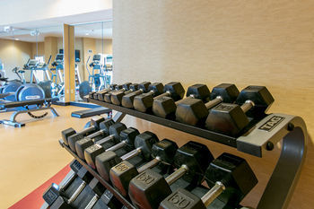 Hotel Cambria Suites Indianapolis Airport
