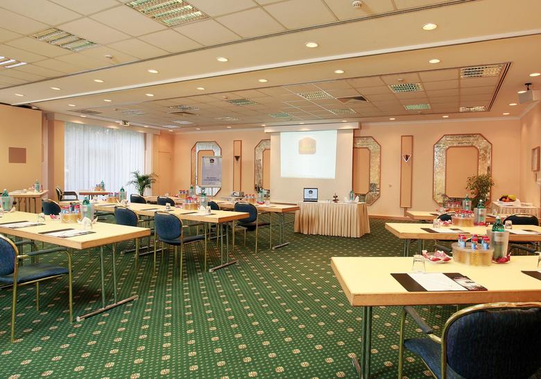 Hotel Wyndham Garden Kassel - Non Refundable Room