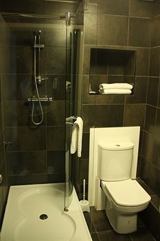 Birch Hotel