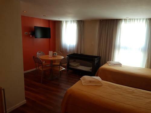 Aparthotel Intersur Suites