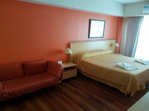 Aparthotel Intersur Suites
