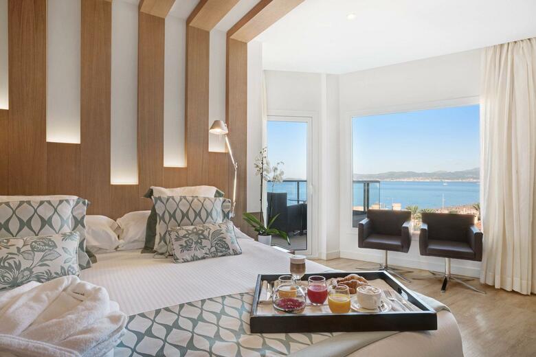 Hotel Pure Salt Garonda