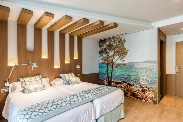 Hotel Pure Salt Garonda