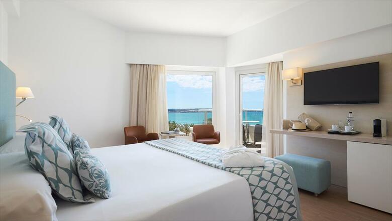 Hotel Pure Salt Garonda