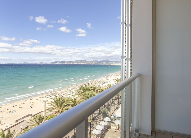 Hotel Pure Salt Garonda