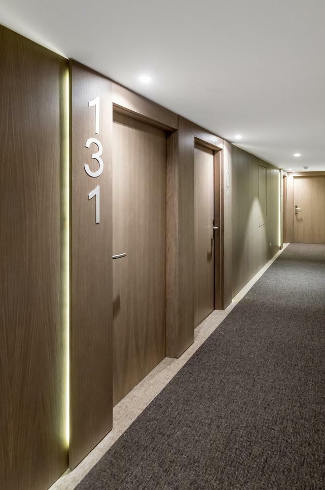 Hotel Pure Salt Garonda