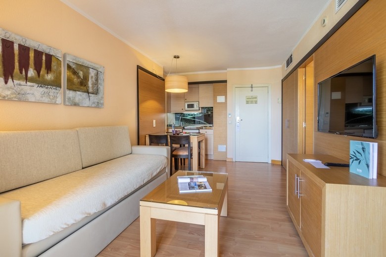 Hotel Zafiro Tropic