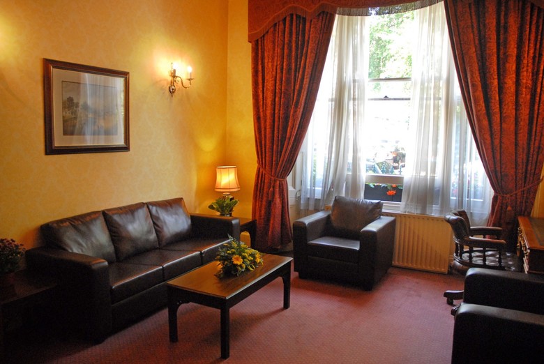 Kensington Gardens Hotel