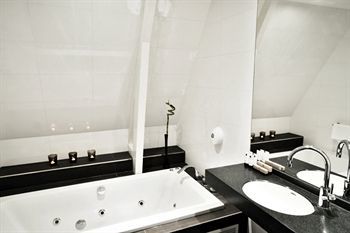Hotel Piet Hein