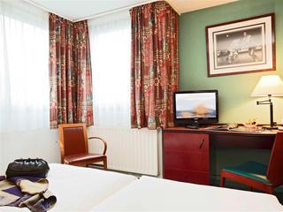 Hotel Mercure Pau Palais Sports