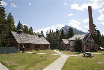 Hostal Banff Y Mountain Lodge