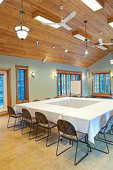 Hostal Banff Y Mountain Lodge
