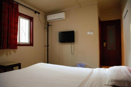 Hostal Leo Hostel