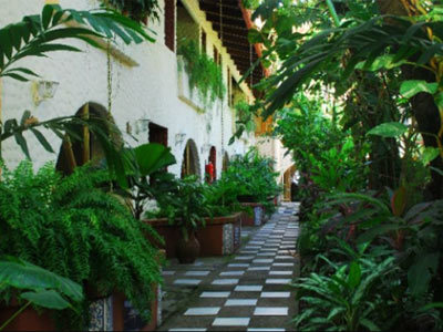 Canciones Del Mar Hotel