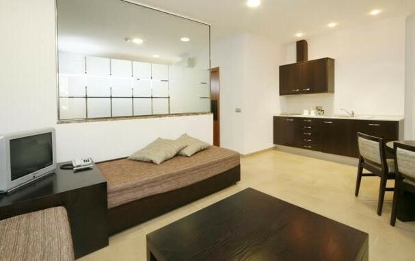 Apartamentos Jade