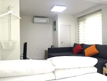 Hotel Myeongdong Artmonstay Guesthouse