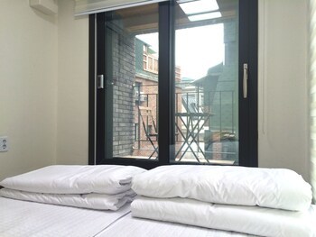 Hotel Myeongdong Artmonstay Guesthouse