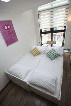 Hotel Myeongdong Artmonstay Guesthouse