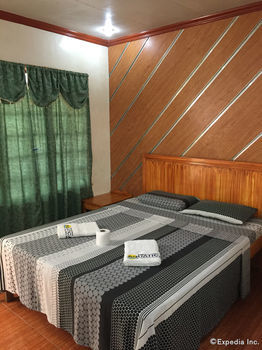 Hotel Aquatica Beach Resort
