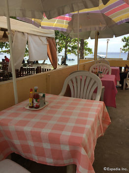 Hotel Aquatica Beach Resort